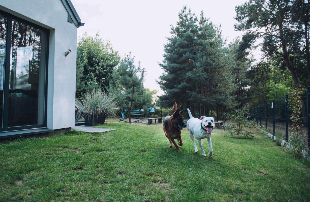 Narev Domy Wakacyjne Kazdy Dom Na Wylacznosc Oddzielnie Ogrodzony Pomiechówek Exterior foto