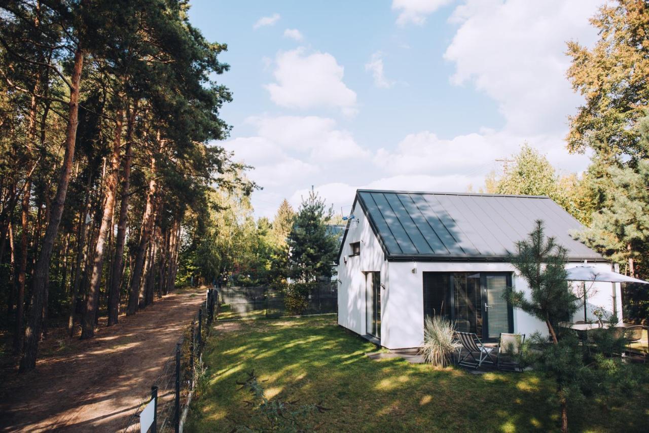 Narev Domy Wakacyjne Kazdy Dom Na Wylacznosc Oddzielnie Ogrodzony Pomiechówek Exterior foto